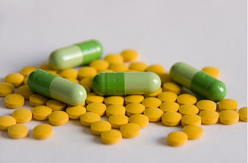 仿制药狄诺塞麦要注意的事项有哪些呢?