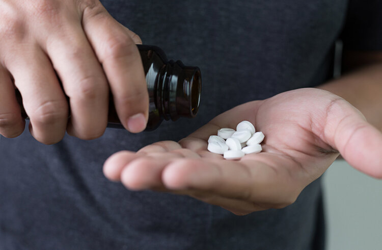 先用一代药还是先用二代药?“头对头”试验的结果你绝对猜不到